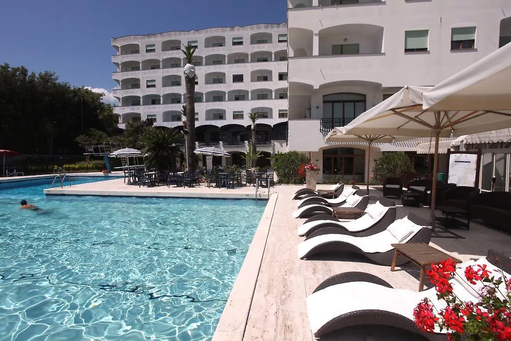 Grand Hotel Don Juan-1
