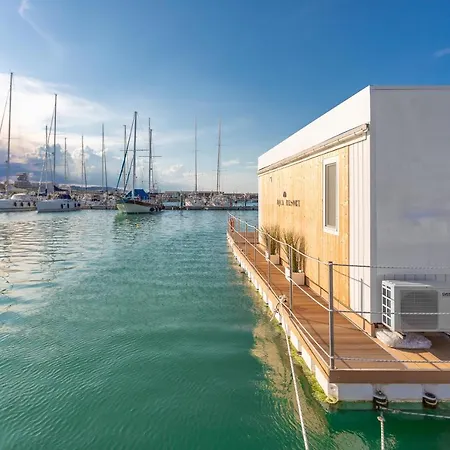 Aqua Resort Giulianova - Houseboat Experience-3